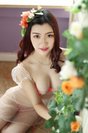 日韩唇膏试色视频_HD神马影院手机在线