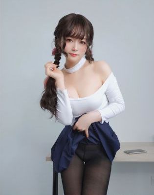欧美流行女款t恤_最近手机在线观看